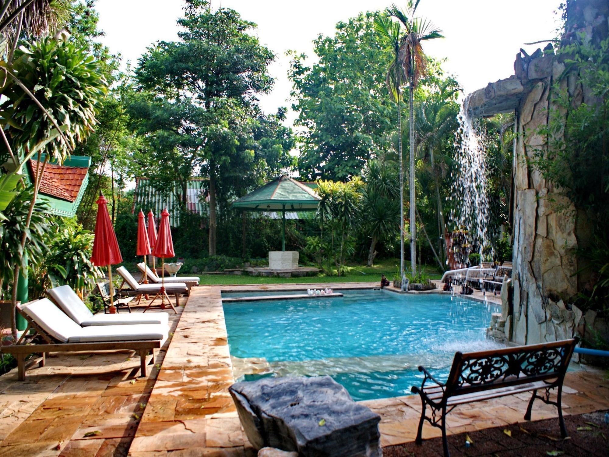 Khao Yai Garden alojamiento Pak Chong Exterior foto